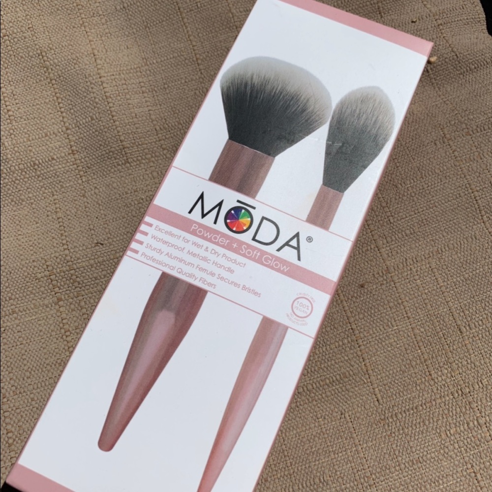 Moda 2PC powder and soft glow kit